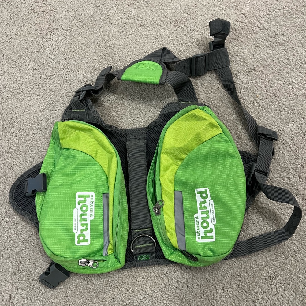 Outward hound dog daypack